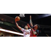 Cleveland Charge forward Jamorko Pickett goes up for a layup