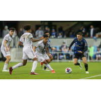 San Jose Earthquakes battle Toronto FC