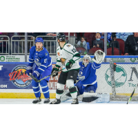 Wichita Thunder defend against the Utah Grizzlies