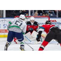 Seattle Thunderbirds' Brayden Dube versus Kelowna Rockets' Jari Kykkanen