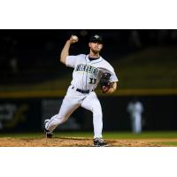 Columbia Fireflies reliever Steven Zobac