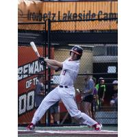 Mankato MoonDogs second baseman Dustin Crenshaw