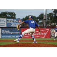 Evansville Otters' Jhon Vargas on the mound